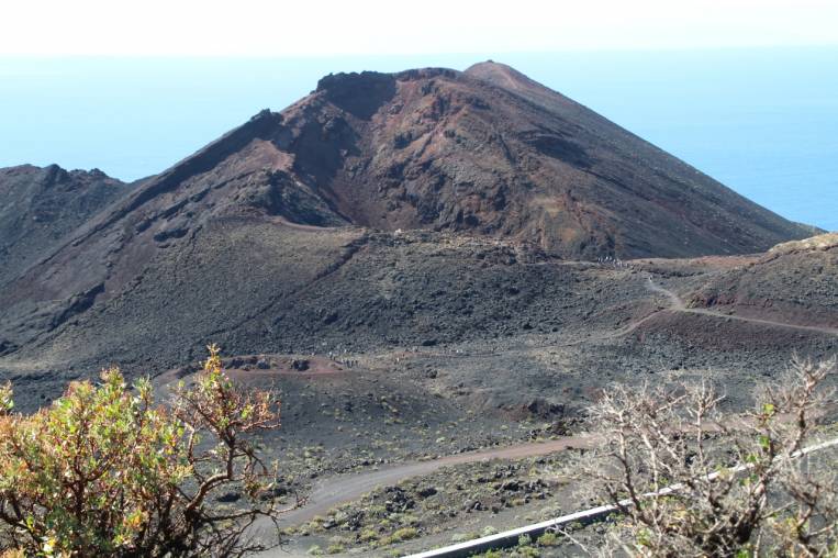 El último tramo de la Ruta de los Volcanes recorre 5,9 kilómetros de esta bella ruta volcánica.