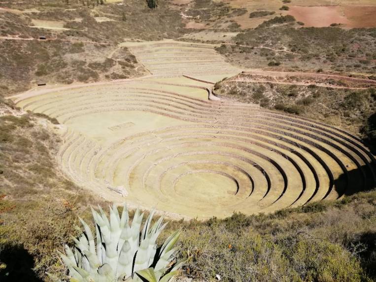 Cultivos en círculos concéntricos en Moray, el laboratorio agrícola de los incas.