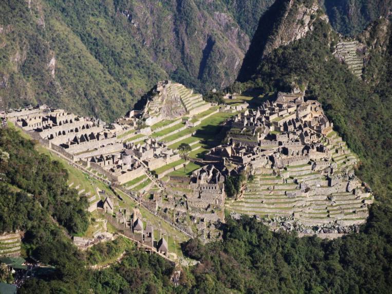 Primer plano de la ciudadela inca de Machu Picchu. ¡Majestuosa!