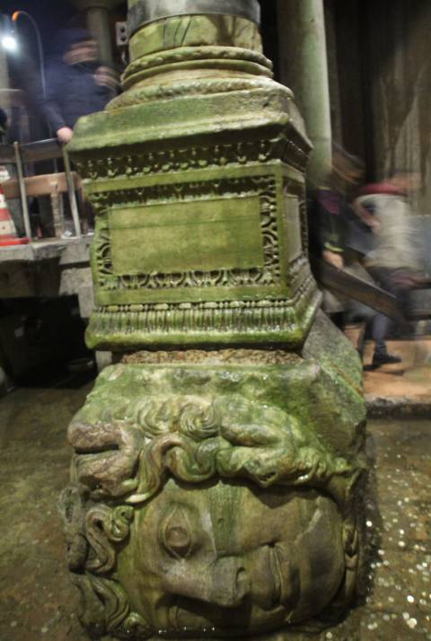 Columna de Medusa en la Cisterna de Basílica.