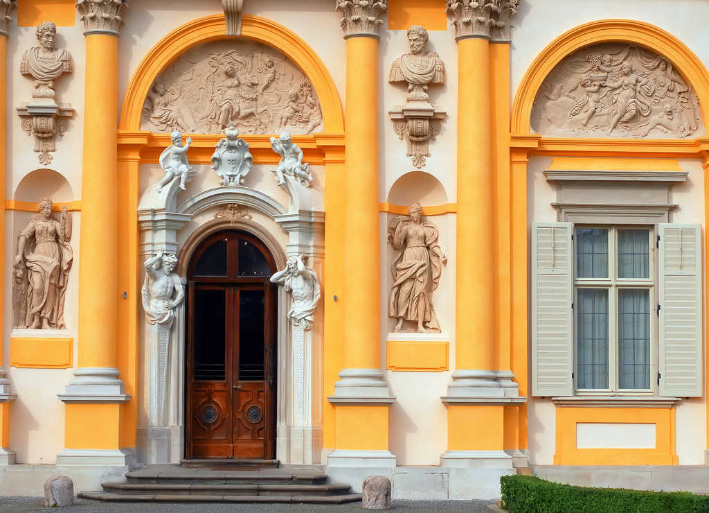 El Palacio de Wilanow es conocido como "el pequeño Versalles" de Polonia.