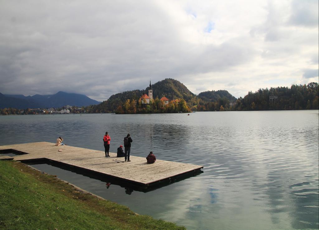 En mi visita al lago Bled lo que más me gustó fue la inmensidad del lago y su entorno.