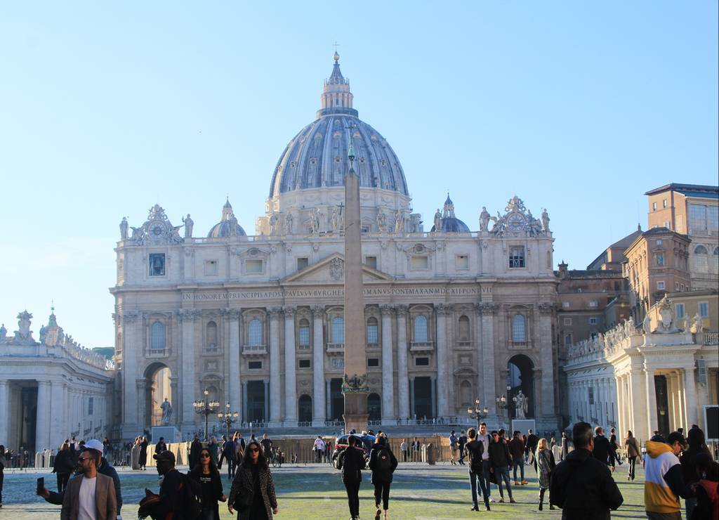 La primera vez que estuve en Roma compré las entradas al Vaticano y la Capilla Sixtina en taquilla y fue una locura.