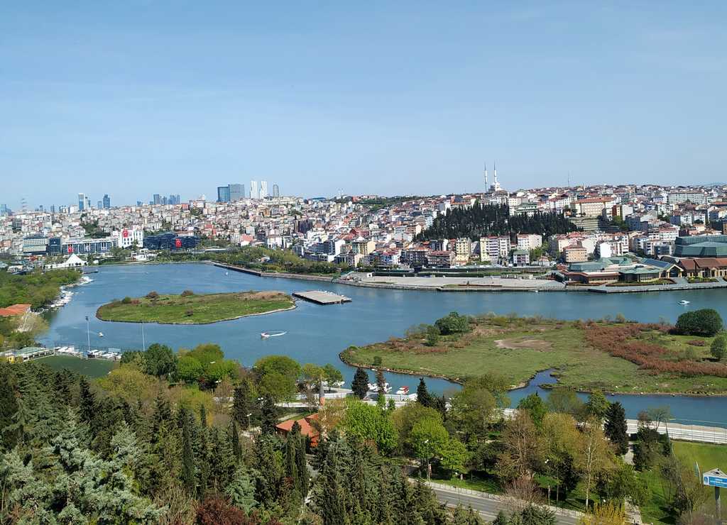 En este artículo te cuento cuál es el mejor crucero por el Bósforo en Estambul.