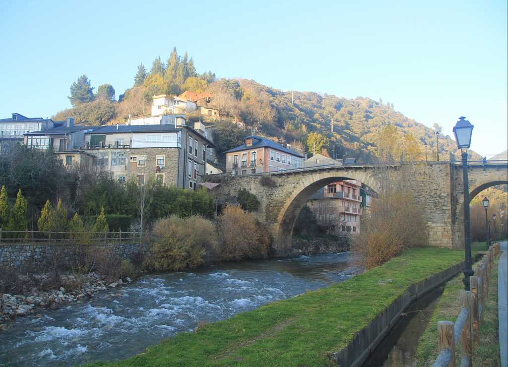 Villafranca del Bierzo es conocida como "la pequeña Compostela".