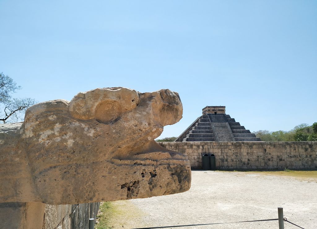 El Aeropuerto de Mérida es el más cercano al yacimiento maya.