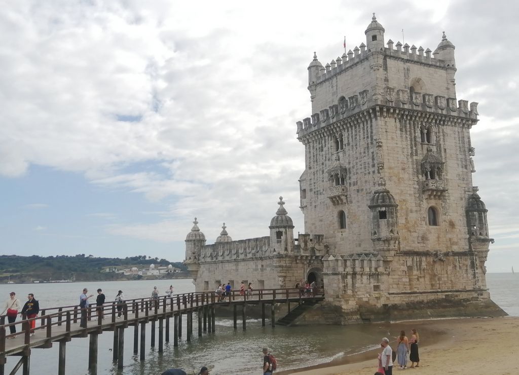 Una de las estampas más conocidas en la capital portuguesa es la Torre de Belém.