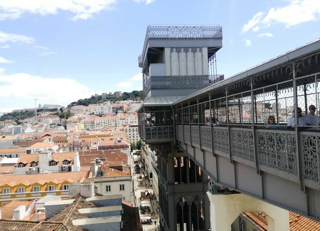 El Elevador de Santa Justa es uno de los símbolos que ver en Lisboa en 2 días.