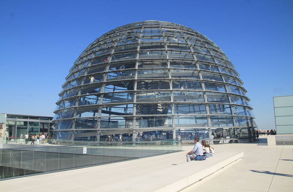 La cúpula del Bundestag fue diseñada por el arquitecto británico Norman Foster.