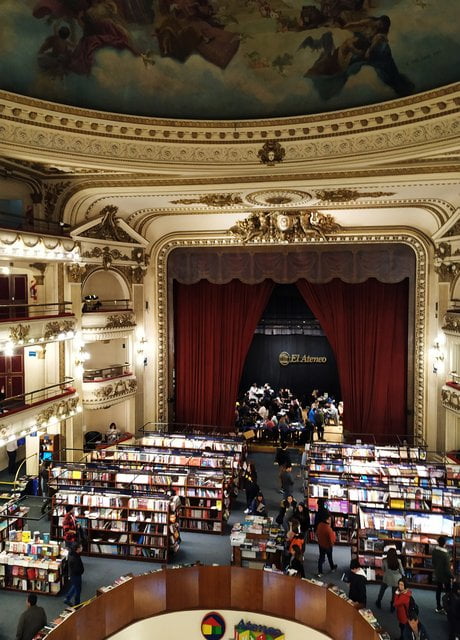 Uno de los sitios que ver en Buenos Aires en 3 días es la impresionante librería Ateneo Grand Splendid.