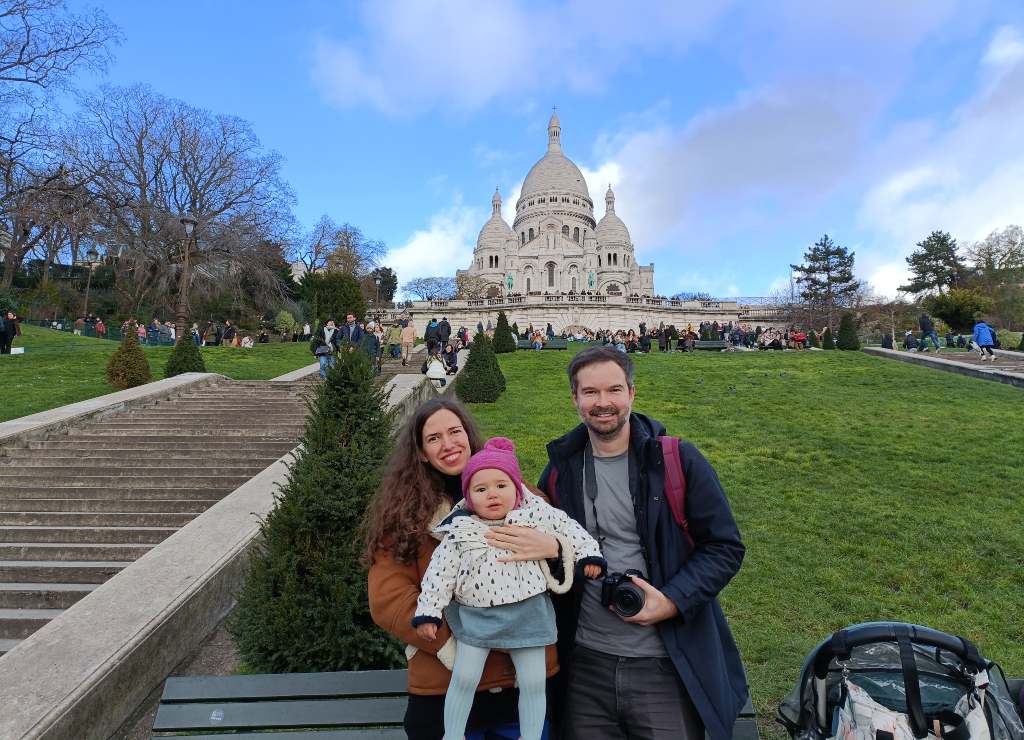 Te cuento mis consejos para viajar a París con bebé tras mi experiencia en la capital francesa.