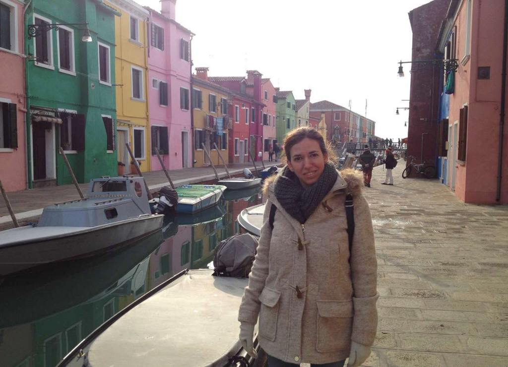 Enseguida te cuento cómo ir de Venecia a Burano y varios consejos para ahorrar en transporte.