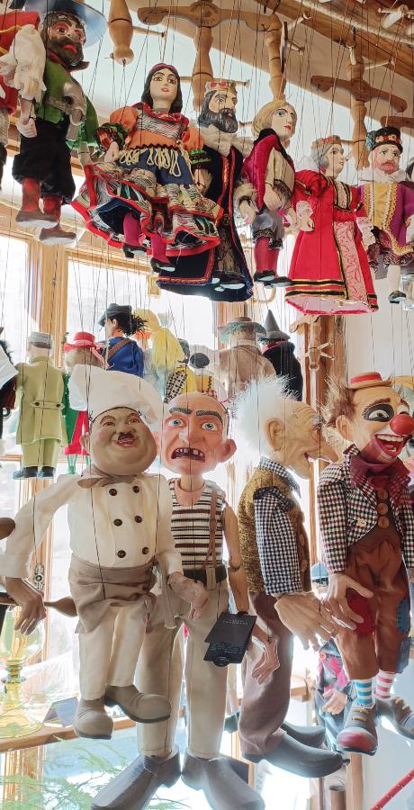Tienda de marionetas checas.