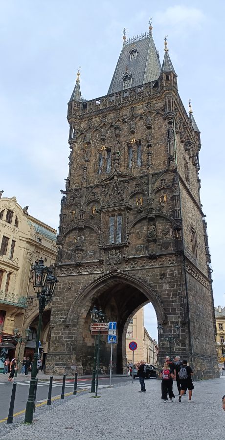 Qué ver en Praga en 4 días: Torre de la Pólvora.