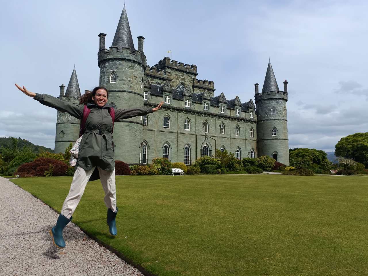 Castillo de Inveraray, uno de los castillos que visitar en Escocia en familia.