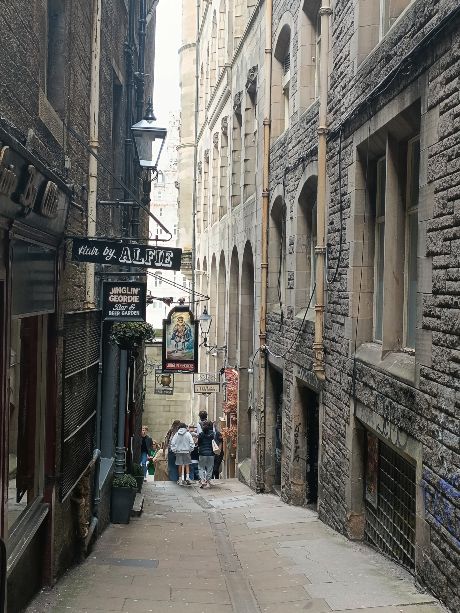 Dónde dormir en Edimburgo barato.